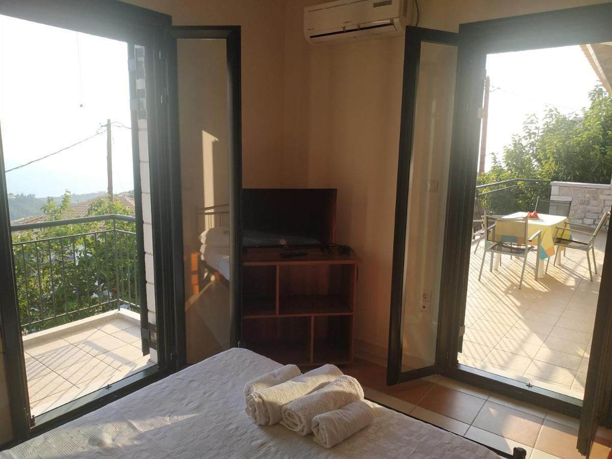 Papadeas Villas Megali Mantineia Екстериор снимка