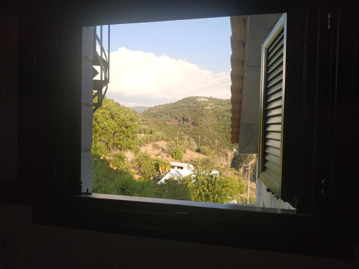 Papadeas Villas Megali Mantineia Екстериор снимка