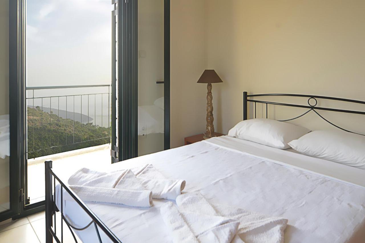 Papadeas Villas Megali Mantineia Екстериор снимка