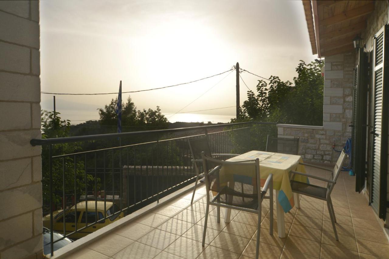 Papadeas Villas Megali Mantineia Екстериор снимка