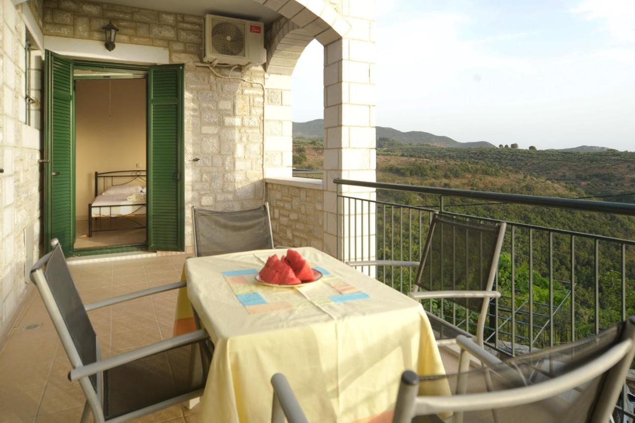 Papadeas Villas Megali Mantineia Екстериор снимка