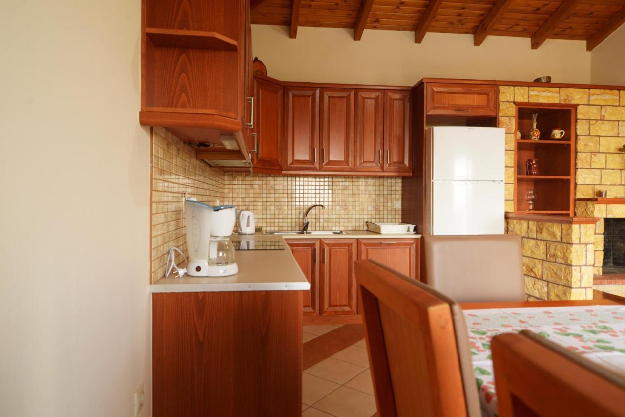Papadeas Villas Megali Mantineia Екстериор снимка